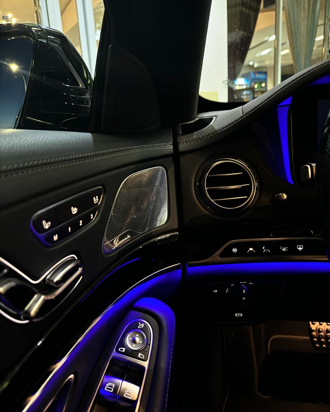 MERCEDES BENZ S-CLASS