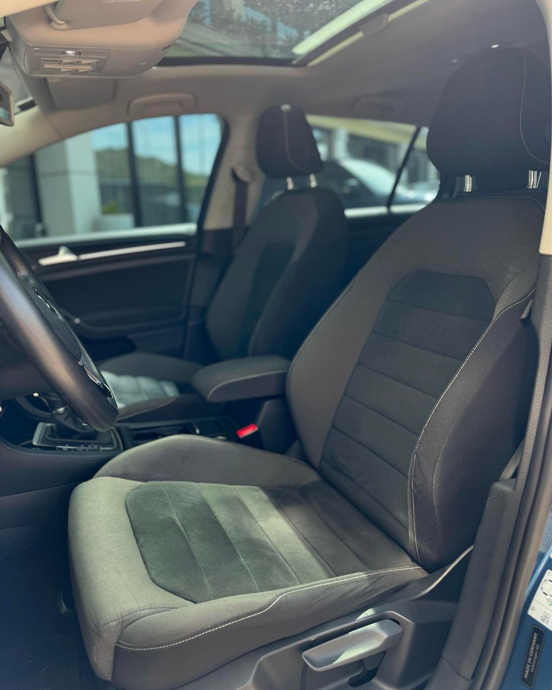 VOLKSWAGEN GOLF VII
