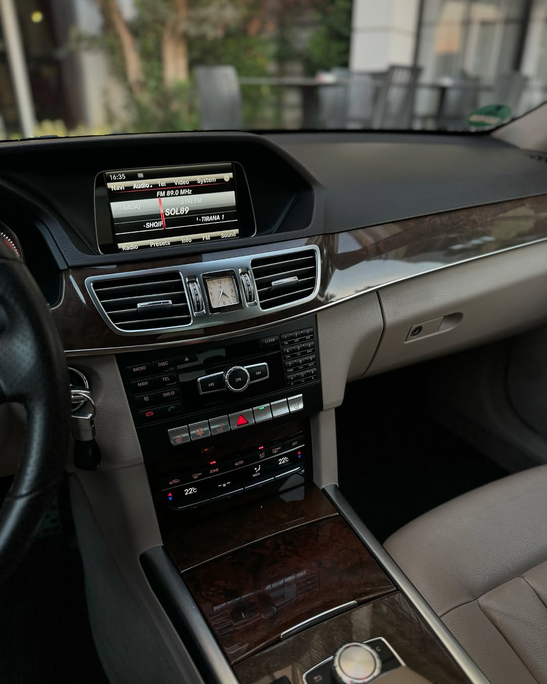 Mercedes Benz E250