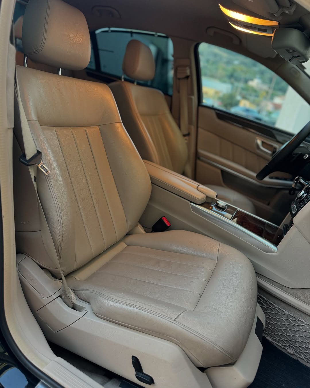 Mercedes Benz E250