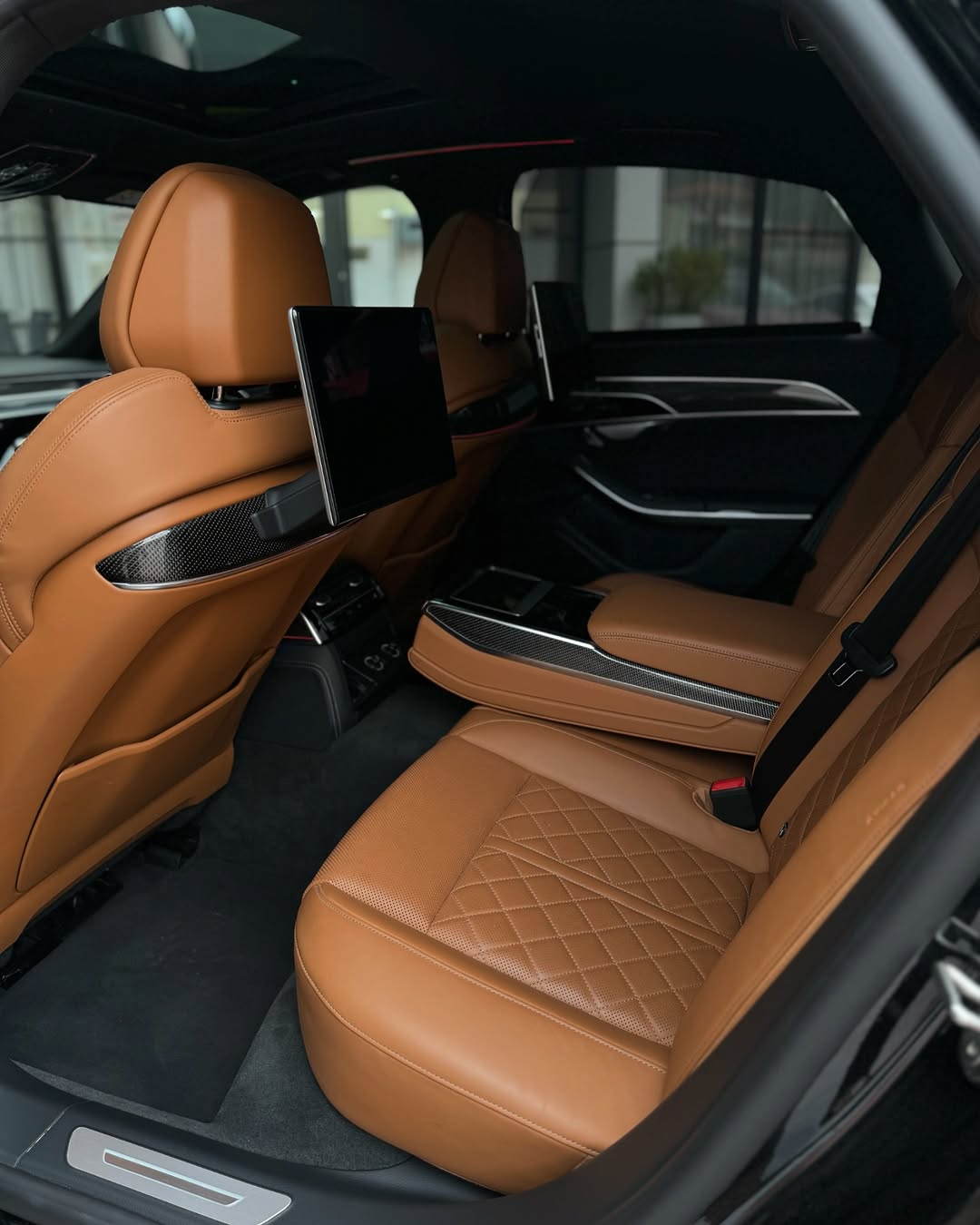 Audi S8