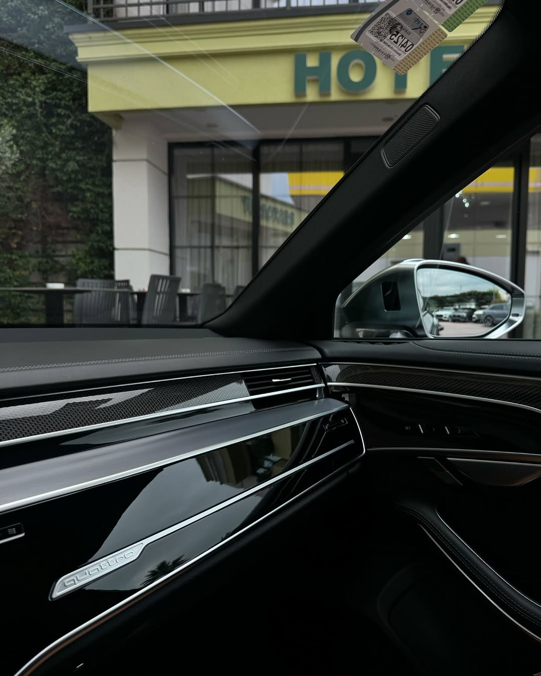 Audi S8