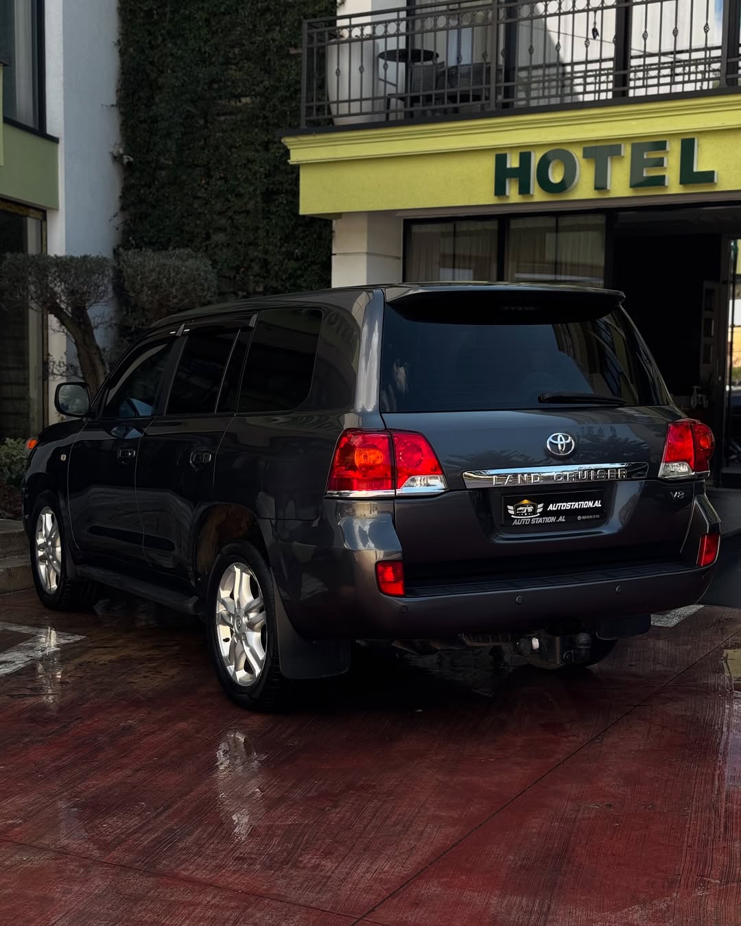 Toyota Land Cruiser 200