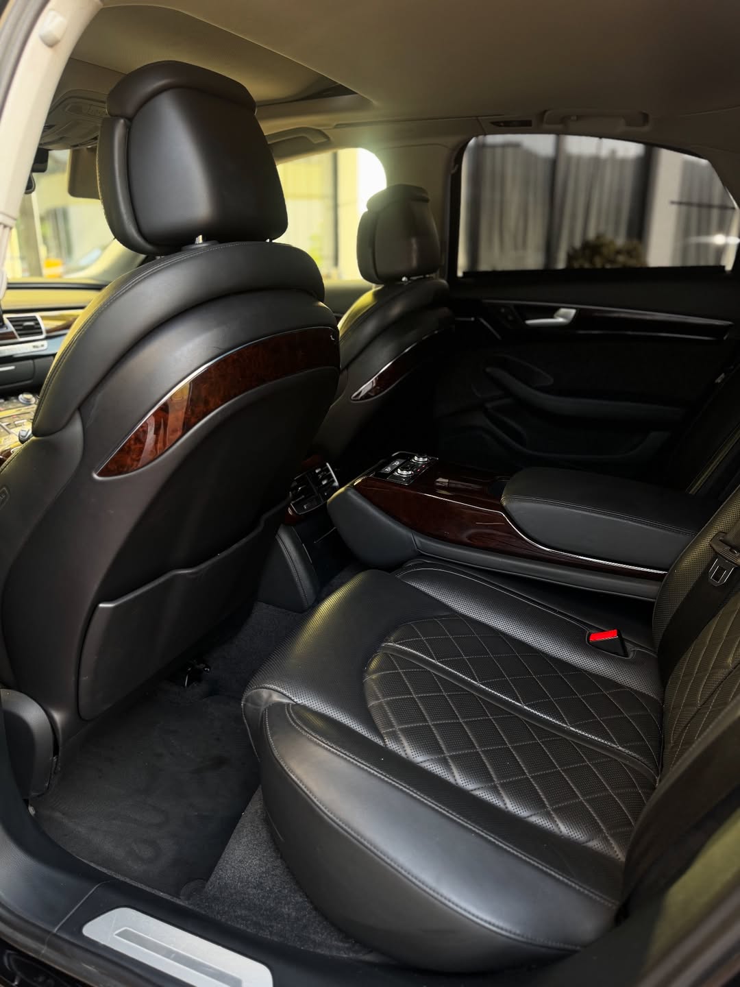 SHITET Audi A8