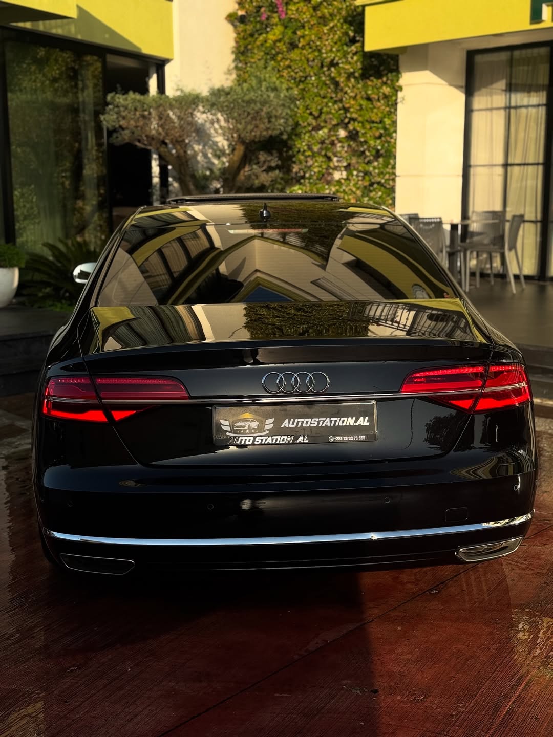 SHITET Audi A8