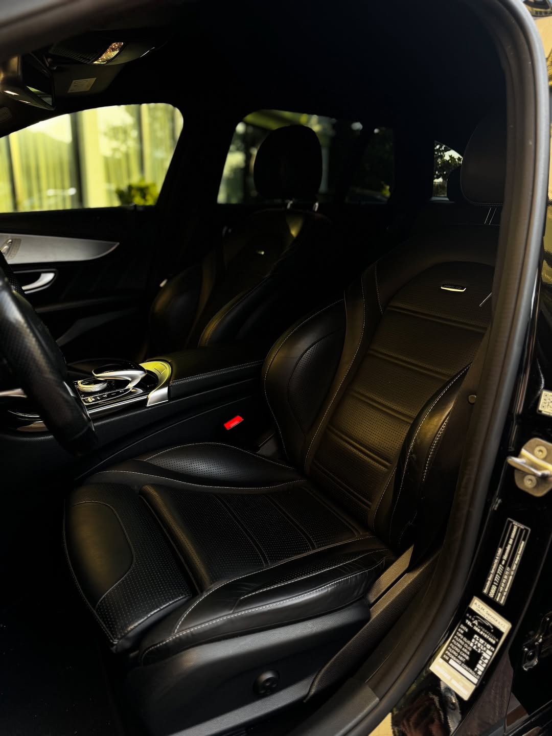Mercedes Benz C63 AMG
