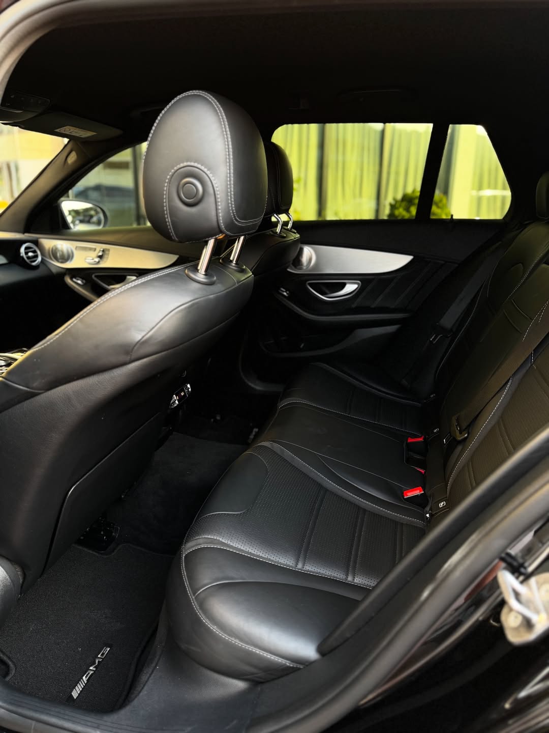 Mercedes Benz C63 AMG