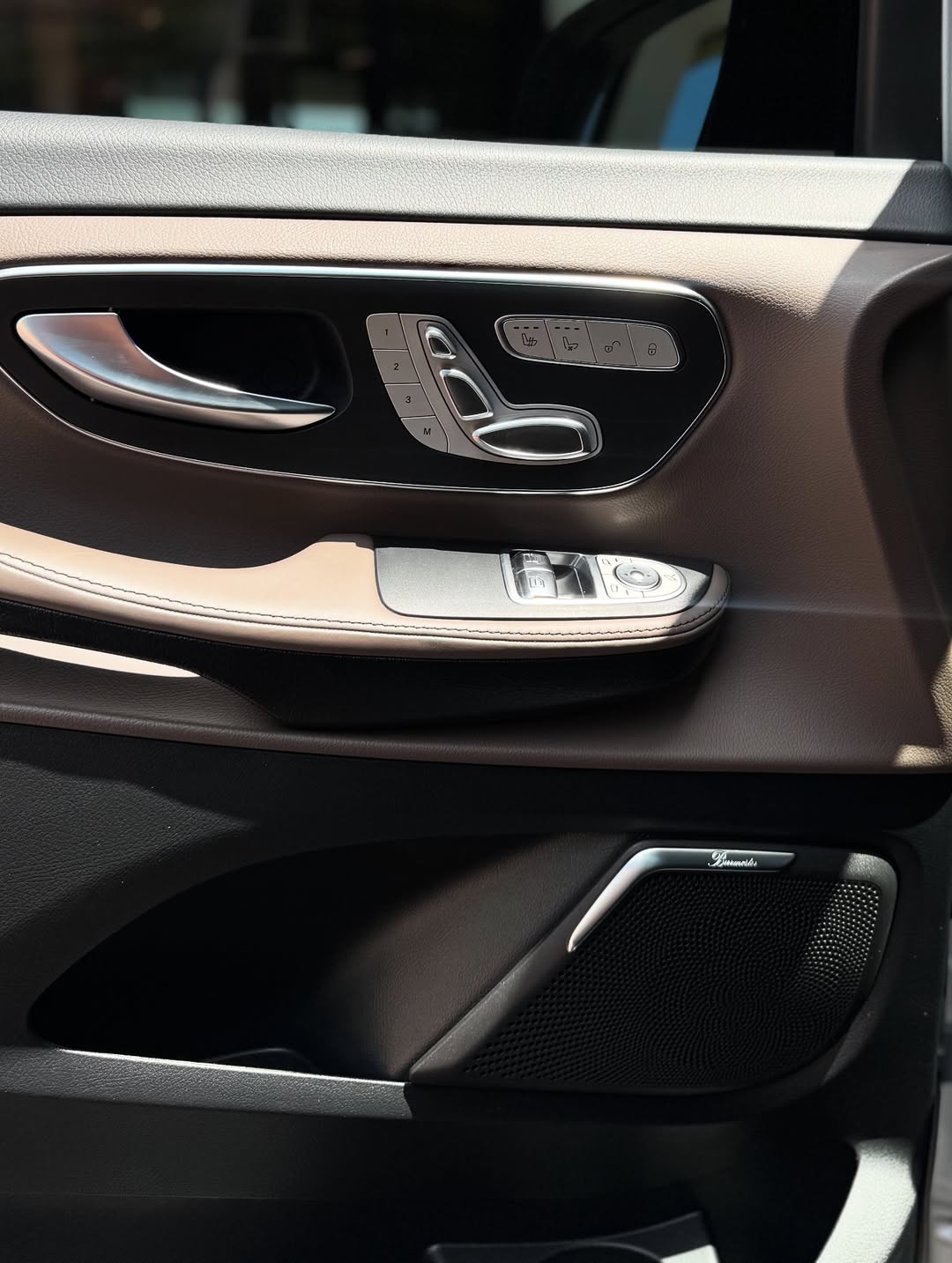 Mercedes Benz V300d