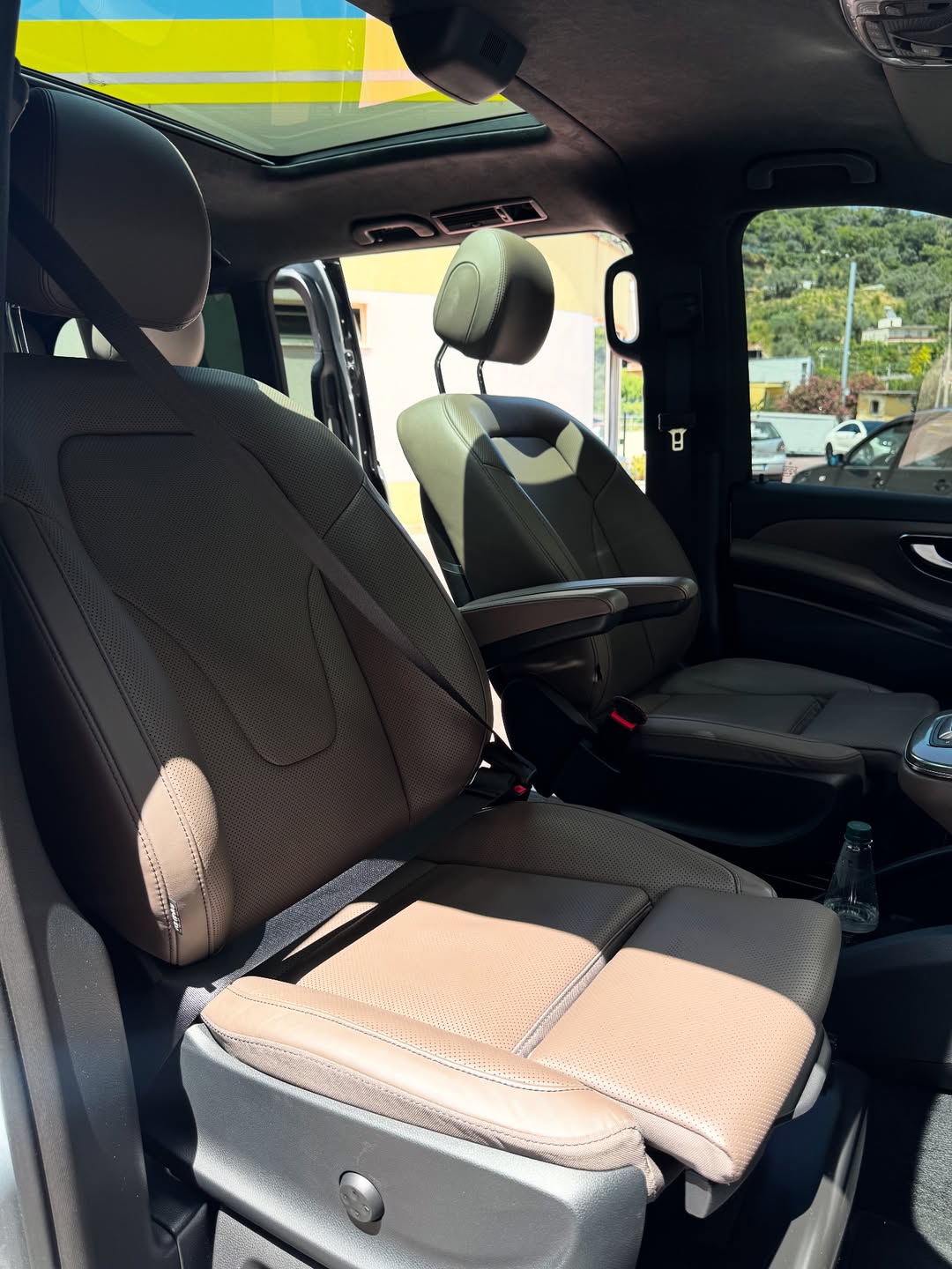 Mercedes Benz V300d