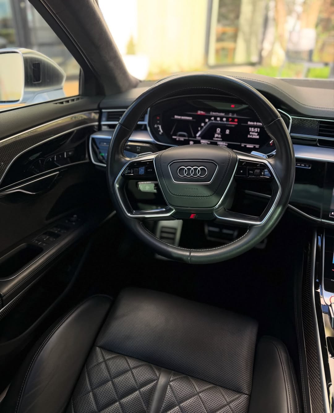 Audi S8