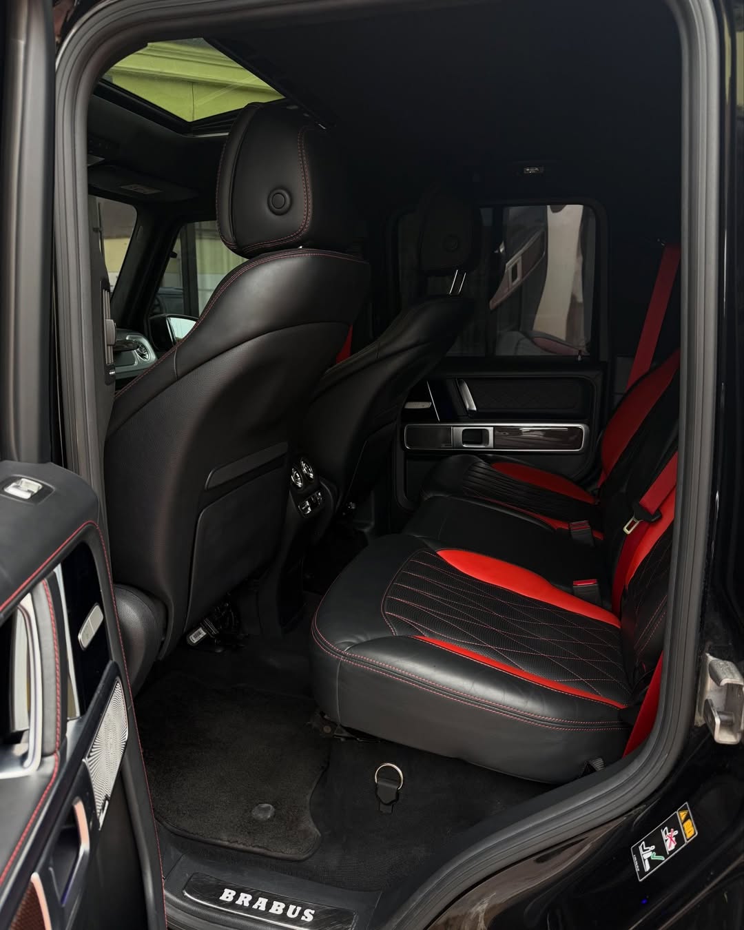 Mercedes Benz G63